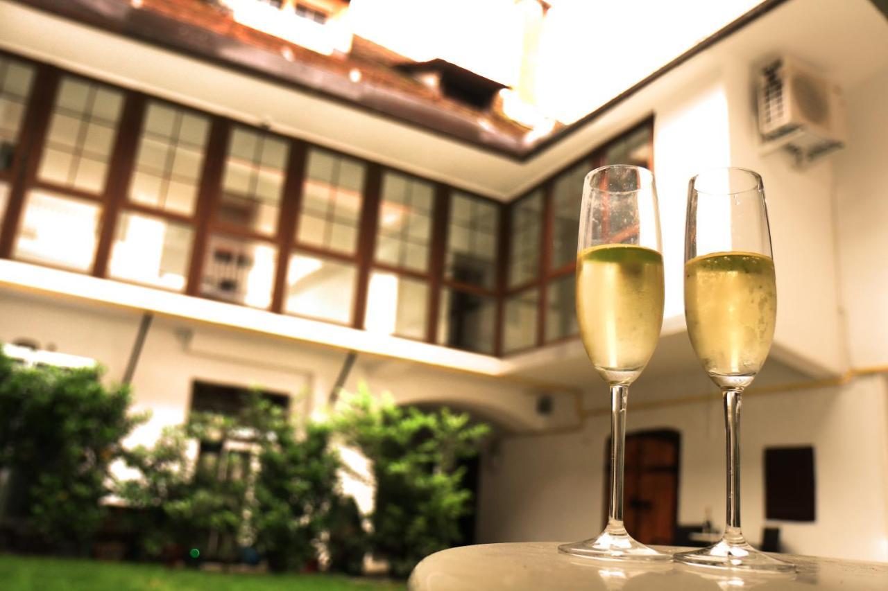 Petkovsek Rooms And Apartments ลูบลิยานา ภายนอก รูปภาพ