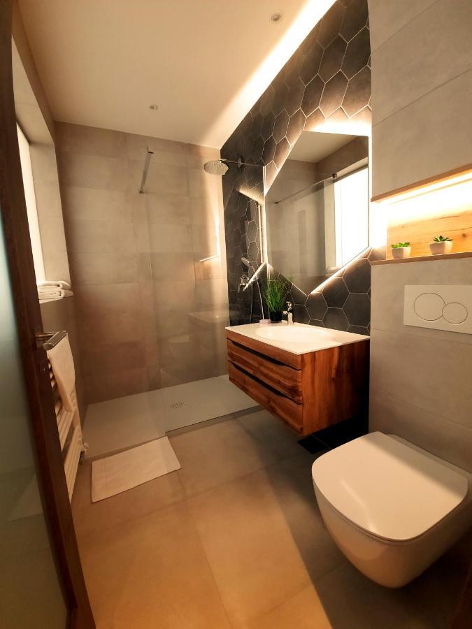 Petkovsek Rooms And Apartments ลูบลิยานา ภายนอก รูปภาพ