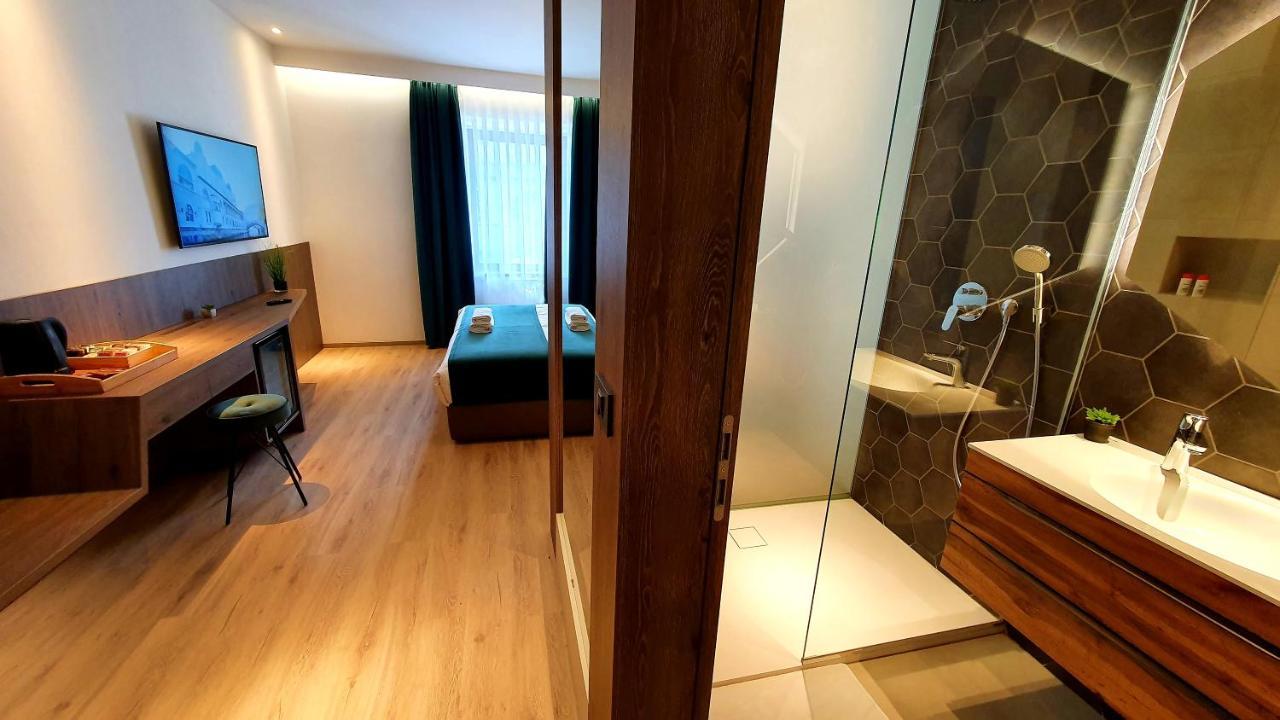 Petkovsek Rooms And Apartments ลูบลิยานา ภายนอก รูปภาพ